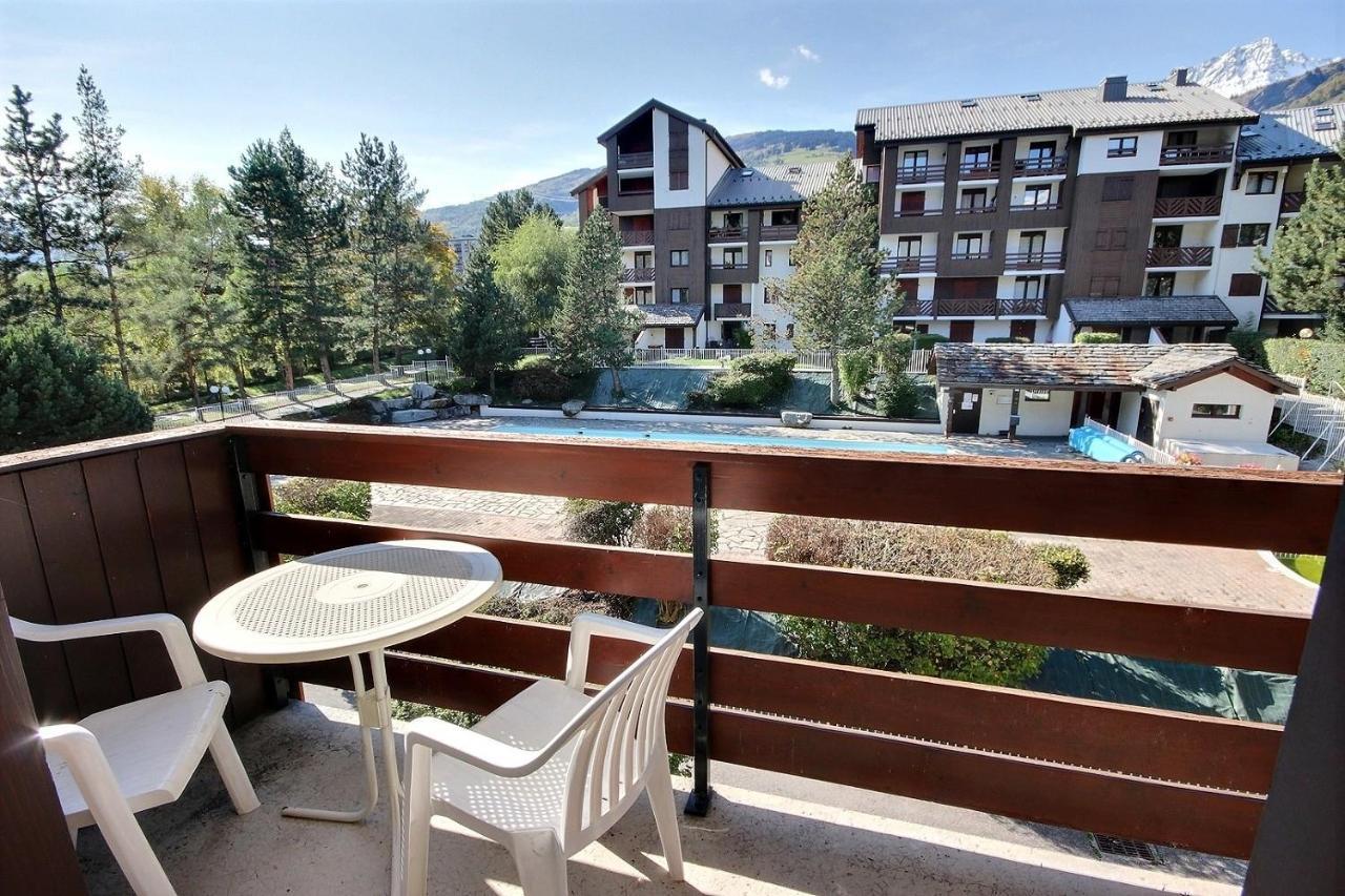 1 Bedroom Flat, Heated Pool, Heart Of Village, Parking, Wifi Bourg-Saint-Maurice Exterior foto